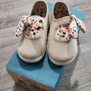 Charming Beige Kids Dress Shoes with Colorful Bow